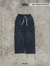 Load image into Gallery viewer, &quot;88&quot; Concrete Black SWEATPANTS
