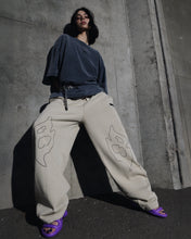 Load image into Gallery viewer, &quot;88&quot; Vanilla SWEATPANTS
